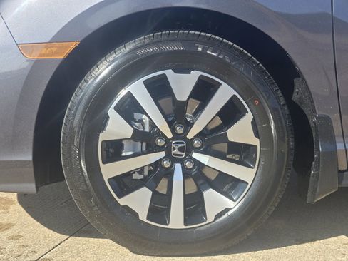 New 2026 Honda Odyssey EX-L image 11