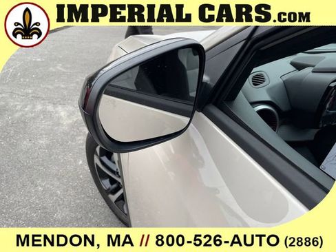 New 2026 Chevrolet Trax RS w/ Sunroof Package image 8