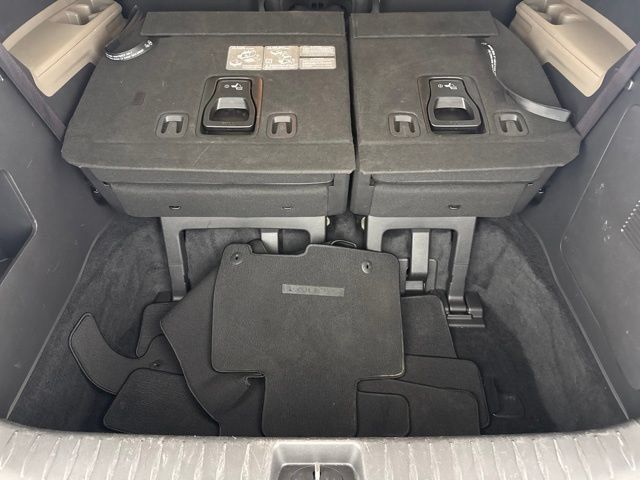 Certified 2025 Kia Carnival FWD image 29