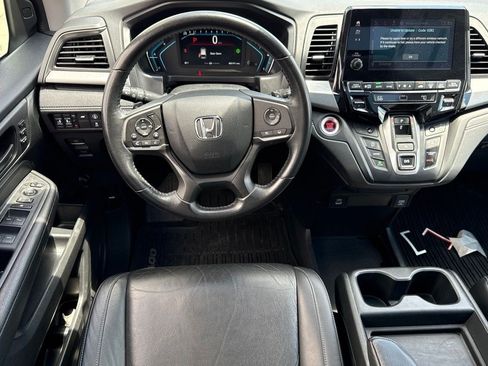 Used 2023 Honda Odyssey EX-L image 9