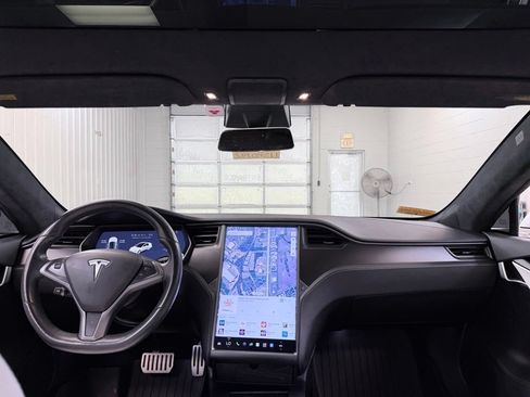 Used 2020 Tesla Model S Performance AWD/4WD image 28