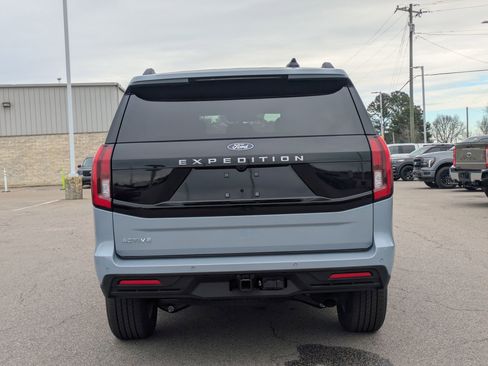 New 2026 Ford Expedition Active image 5