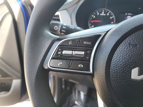 Used 2022 Kia Seltos LX image 24