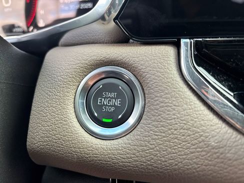 New 2026 GMC Canyon Denali image 25