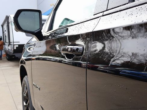 New 2026 Chevrolet Tahoe RST w/ RST Performance Edition image 11