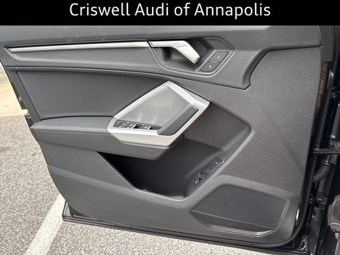 Certified 2025 Audi Q3 2.0T Premium w/ Convenience Package AWD/4WD image 25