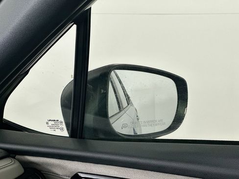 Certified 2025 Subaru Forester Limited image 25