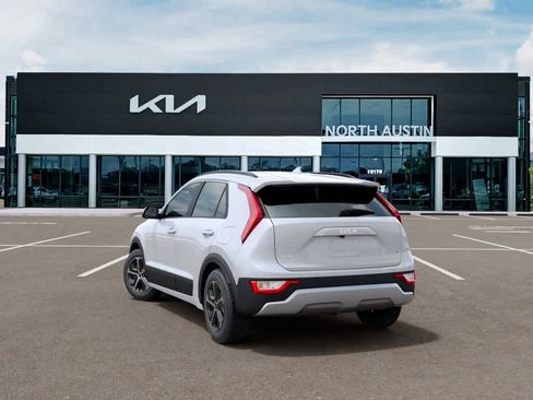 New 2026 Kia Niro LX FWD image 4