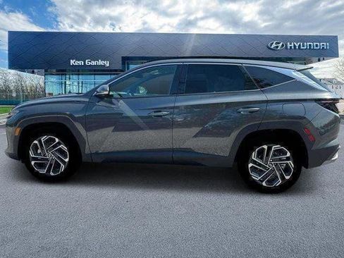 New 2025 Hyundai Tucson Limited image 3
