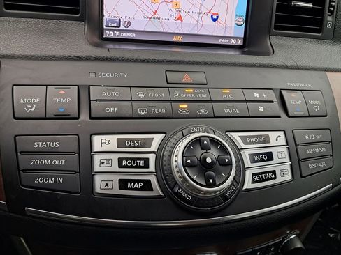 Used 2008 INFINITI M35 x w/ Technology Pkg image 16