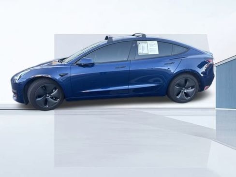 Used 2020 Tesla Model 3 Long Range image 4
