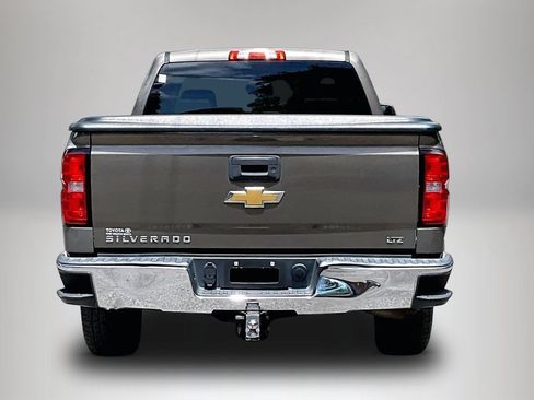 Used 2014 Chevrolet Silverado 1500 LTZ RWD image 6