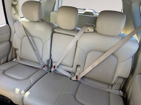 Used 2018 INFINITI QX80 4WD w/ Driver Assistance Package image 13