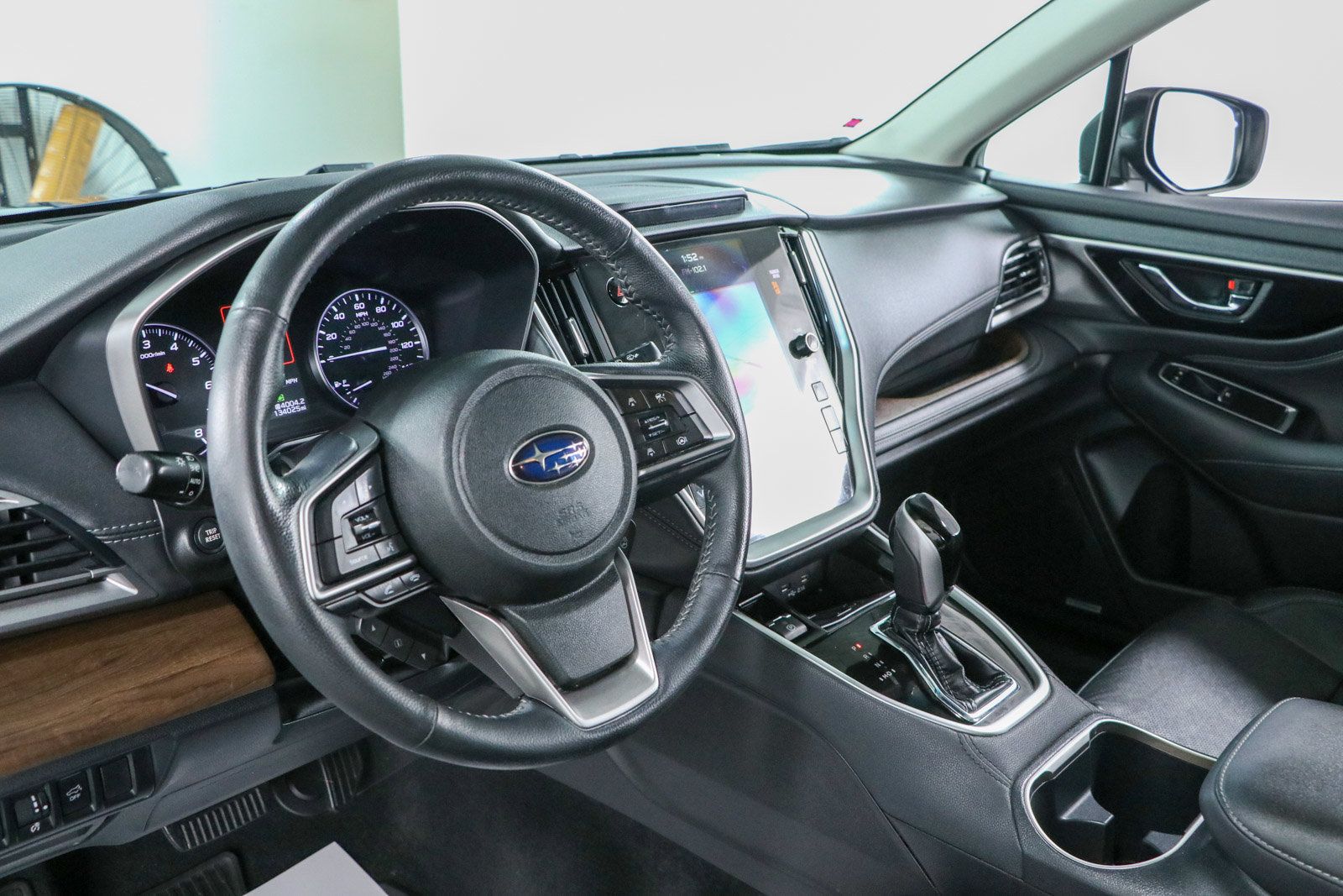 Used 2021 Subaru Outback Limited AWD/4WD image 23