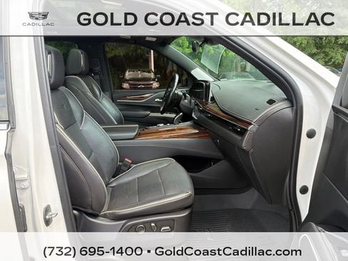 Used 2021 Cadillac Escalade ESV Premium Luxury w/ Driver Assist Tech Package AWD/4WD image 7