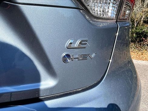 Used 2025 Toyota Corolla LE image 21