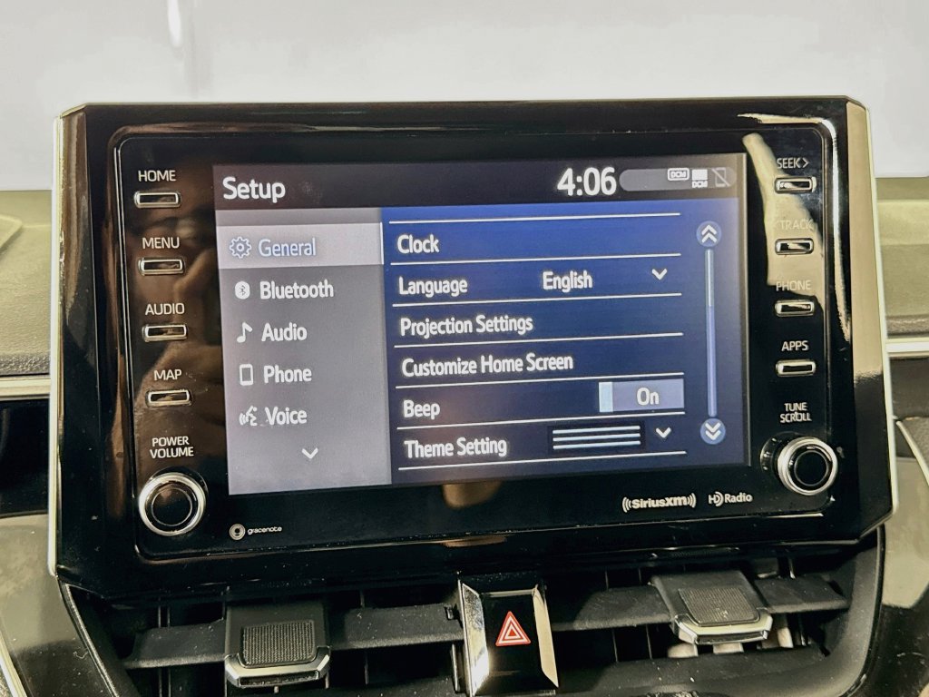 Used 2021 Toyota Corolla SE w/ Special Edition FWD image 32