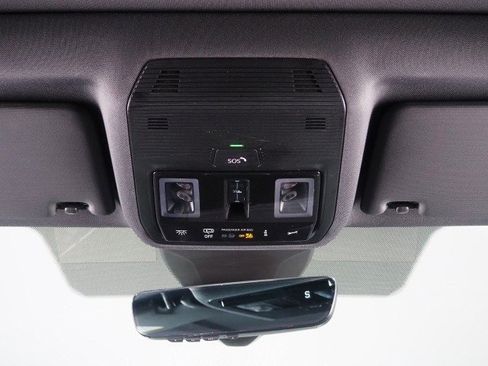 Used 2023 Volkswagen ID.4 AWD Pro S image 58