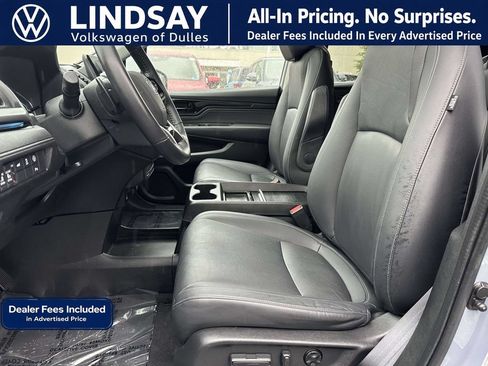 Used 2024 Honda Odyssey Touring image 11