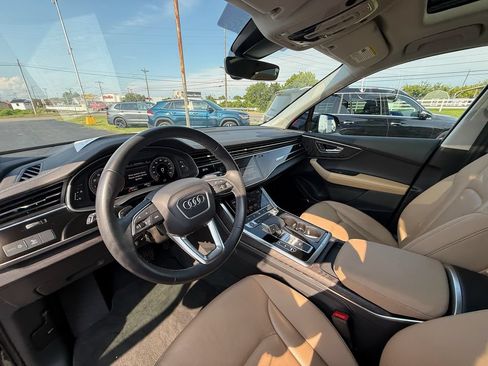 Used 2025 Audi Q7 3.0T Premium Plus AWD/4WD image 14