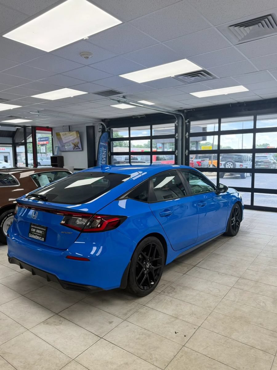 Used 2024 Honda Civic Sport image 5