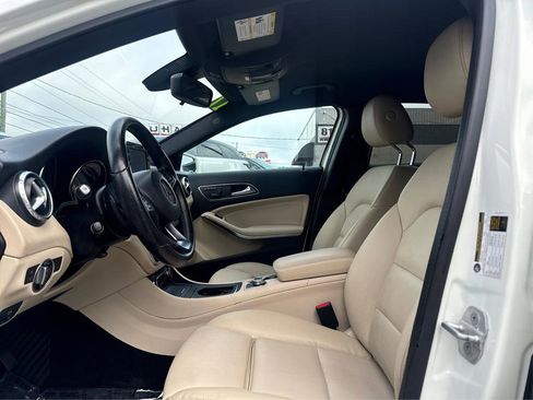 Used 2017 Mercedes-Benz GLA 250 image 9