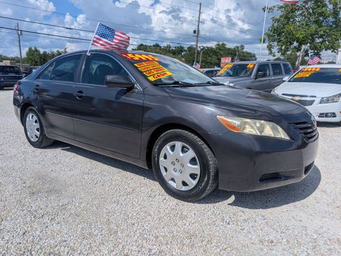 Used 2008 Toyota Camry FWD image 1