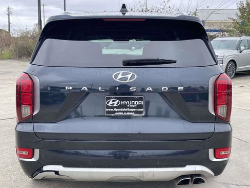 Used 2021 Hyundai Palisade Limited w/ Cargo Package image 3