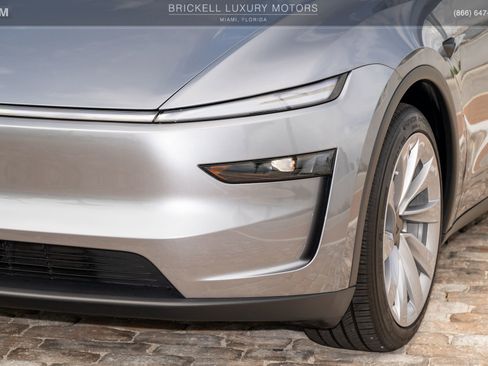 Used 2026 Tesla Model Y Long Range AWD/4WD image 52