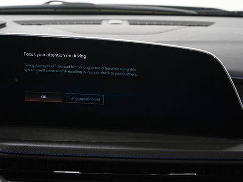 Used 2024 Cadillac XT4 Sport image 18