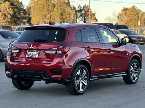 Used 2024 Mitsubishi Outlander Sport AWD image 3