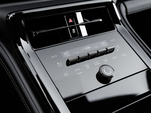 Certified 2026 Porsche Panamera Turbo S AWD/4WD image 26