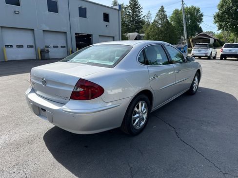 Used 2005 Buick LaCrosse CXL w/ Gold Convenience Package FWD image 3