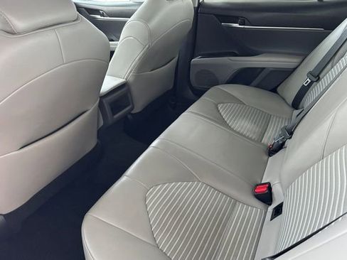 Used 2024 Toyota Camry SE FWD image 13