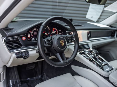 Certified 2023 Porsche Panamera Platinum Edition RWD image 4