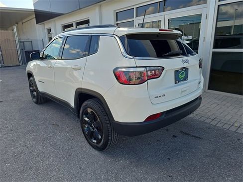 Used 2019 Jeep Compass Latitude image 5