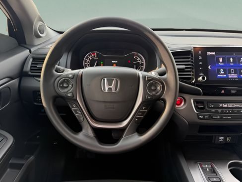 Used 2023 Honda Ridgeline Sport image 12