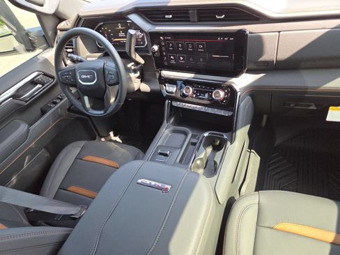 New 2026 GMC Sierra 2500 AT4 w/ AT4 Premium Plus Package AWD/4WD image 27