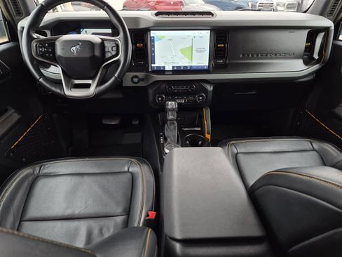 Used 2021 Ford Bronco Badlands image 15