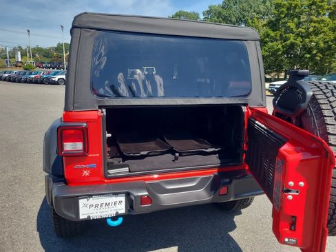 Used 2023 Jeep Wrangler Unlimited AWD/4WD image 7