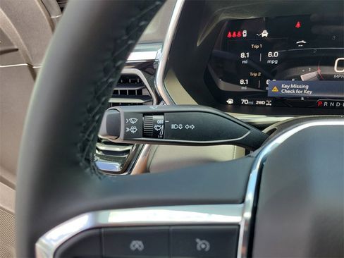 New 2025 GMC Canyon Elevation w/ Convenience Package image 16