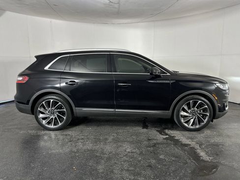 Used 2019 Lincoln Nautilus Reserve image 9