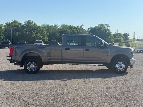Used 2019 Ford F350 XL w/ STX Appearance Package AWD/4WD image 4