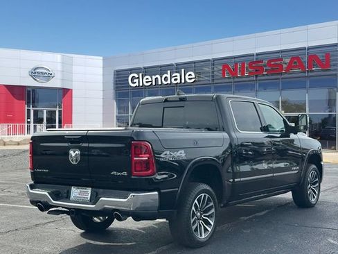 Used 2025 RAM 1500 Limited AWD/4WD image 4