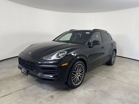 Certified 2023 Porsche Cayenne Platinum Edition AWD/4WD image 1