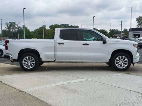 Used 2023 Chevrolet Silverado 1500 Custom AWD/4WD image 13