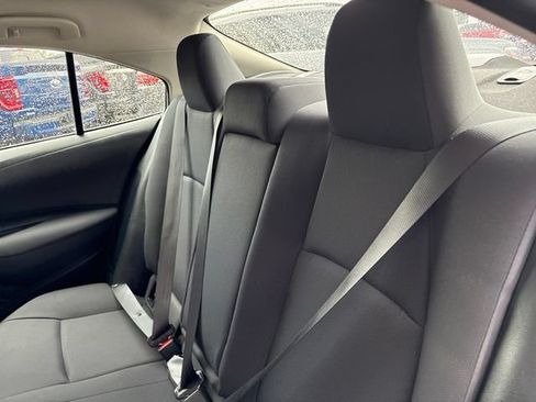 Used 2025 Toyota Corolla LE FWD image 21