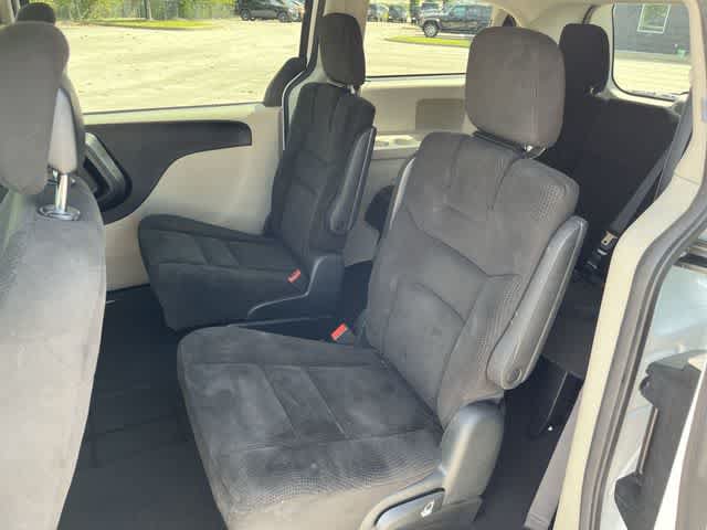 Certified 2016 Dodge Grand Caravan SE w/ Quick Order Package 29E SE FWD image 16