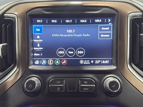 Used 2022 Chevrolet Silverado 3500 High Country image 13