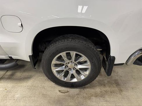 Used 2021 Chevrolet Silverado 1500 LTZ w/ LTZ Premium Package AWD/4WD image 8
